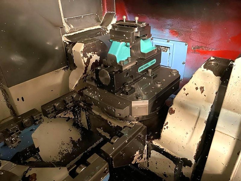Mazak - Variaxis 500-5X- X 510- Y 510- Z 460mm CNC 5 axes