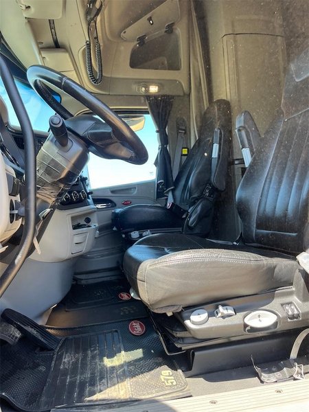 2022 Peterbilt 579 1XPBD49X4ND781737