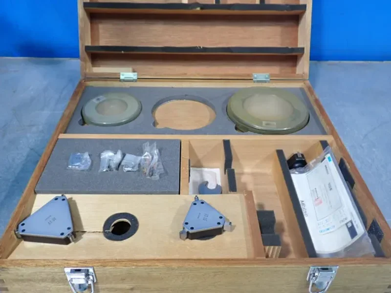 Mitutoyo  Bore Gage Kit W/case