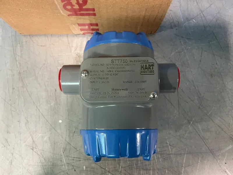 Honeywell 0-45 Mv Temperature Transmitter  -  Stt750-s-0-a-ahc-11s-a-30a0-00-0000