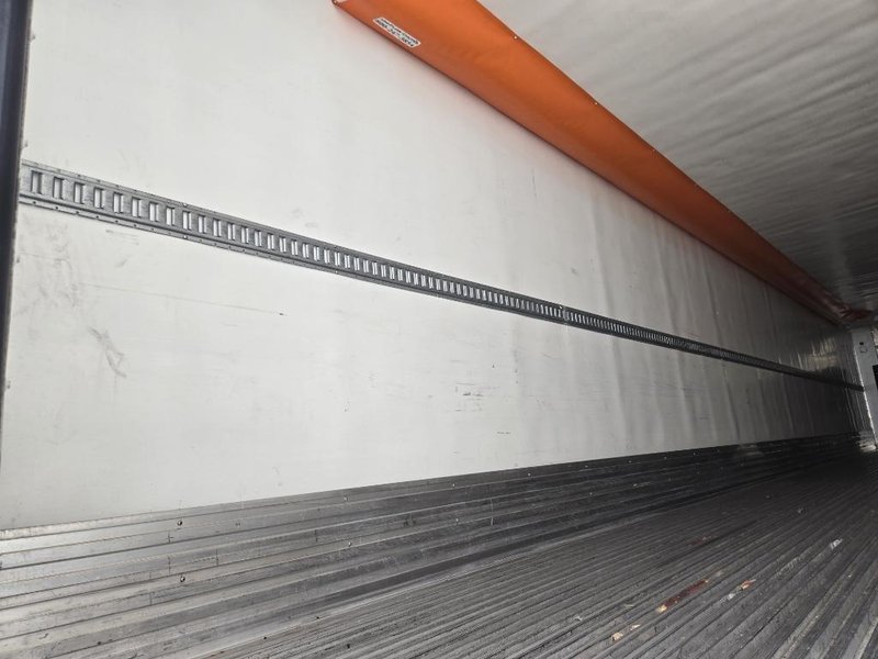 2023 Utility 53 x 102 1UYVS2530P6721507