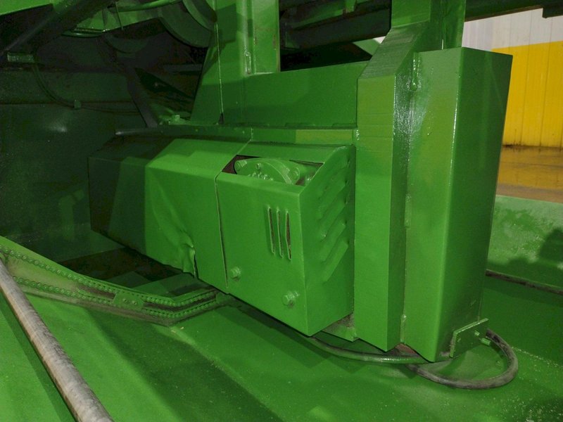 18" X 20" HYD-MECH MODEL V18 SERIES II VERTICAL BAND SAW: STOCK #24965