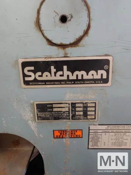 1989 SCOTCHMAN 9012 IRONWORKER