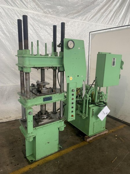 16 TON SEPORE HYDRAULIC PRESS. STOCK # 0746923.