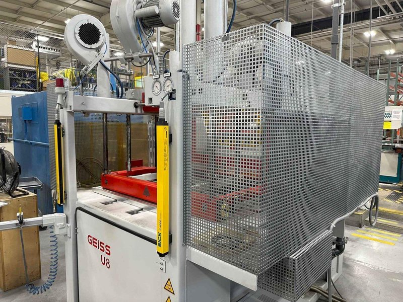 Geiss Semi-Automatic Thermoforming Machine – DU 1000×610×300 U8 – 2019 – 39″ x 24″ Forming Area