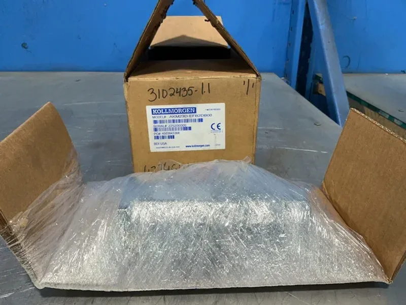 KOLLMORGEN PM SERVOMOTOR   -  AKM23D-EFB2DB00