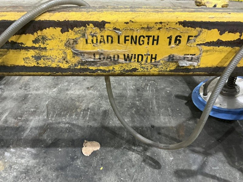 4000 LBS X 16' ANVER MODEL #M250M-L VACUUM SHEET LIFTER 2014 :  YOBRO #26248