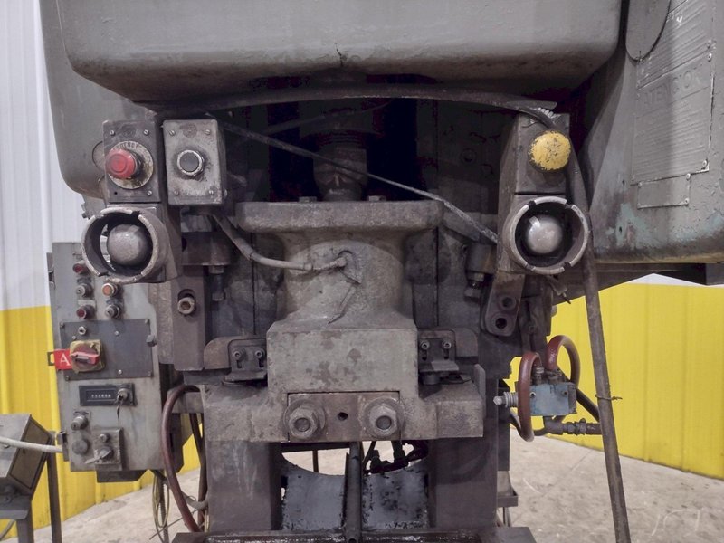 60 TON BLISS MODEL #C60 OBI STAMPING PRESS 4" STROKE: YOBRO #24295