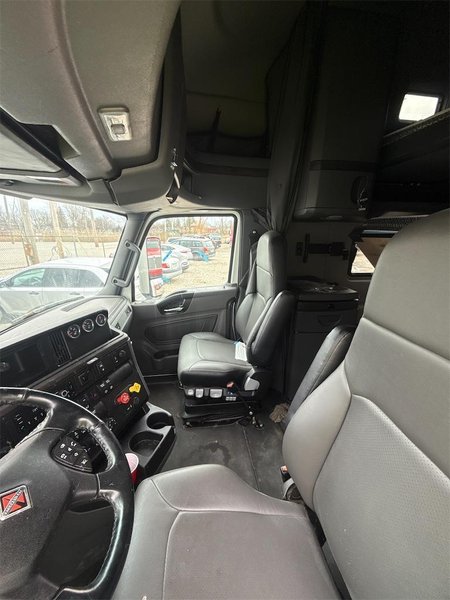 2023 International LT62F 3HSDZAPR2PN493299