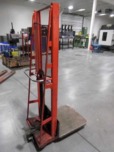 Wesco ESPL-60-2424-3W235 60" Die Cart, 1000lbs Capacity, 15" Load Center, 24" x 24" Platform- Auction Item