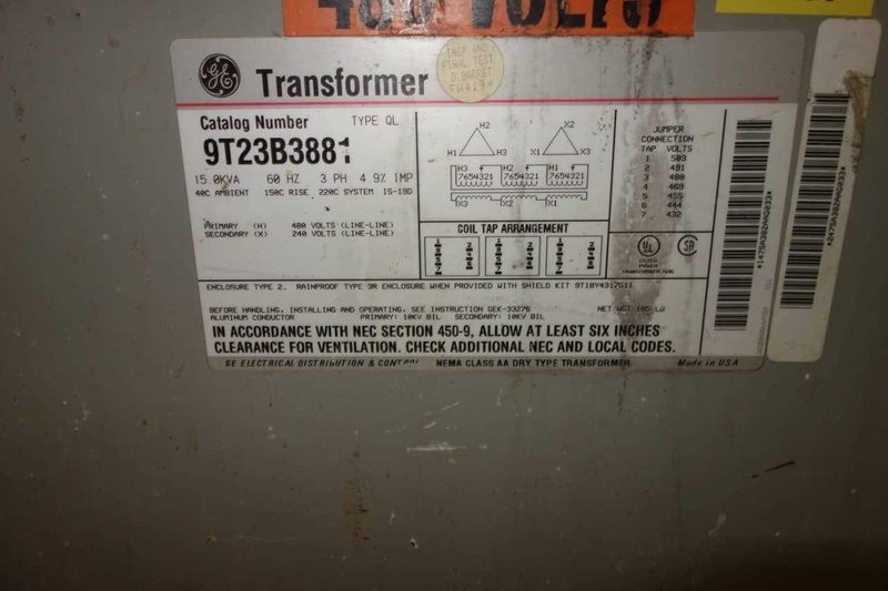 15 KVA GENERAL ELECTRIC 480 TO 240 VOLT ELECTRIC TRANSFORMER: STOCK #11188