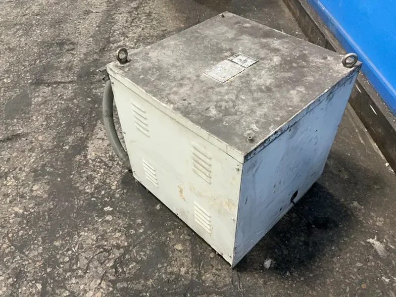 SNT 40 KVA TRANSFORMER   -  L29A047-Z01