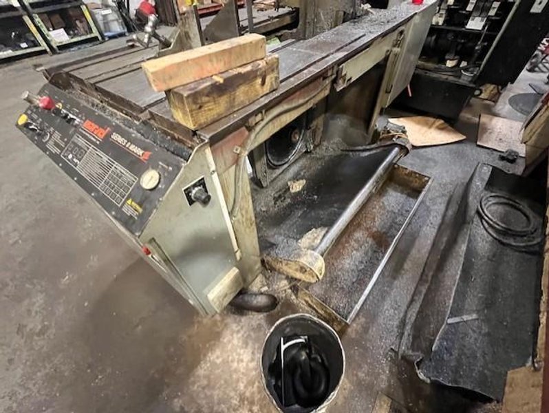 18" X 22" MARVEL 8 MARK 3 VERTICAL BAND SAW STOCK# 3911