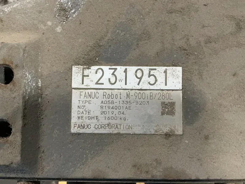 FANUC ROBOT ARM  -  M-900IB/280L