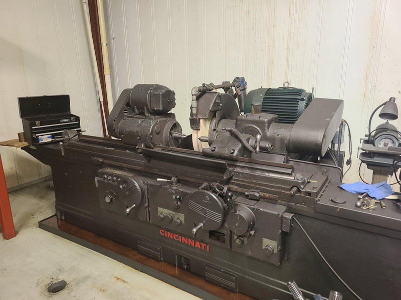 12″ X 48″ Cincinnati Universal Cylindrical Grinder, 1990