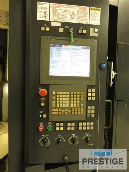 Makino D500 5-Axis Vertical Machining Center