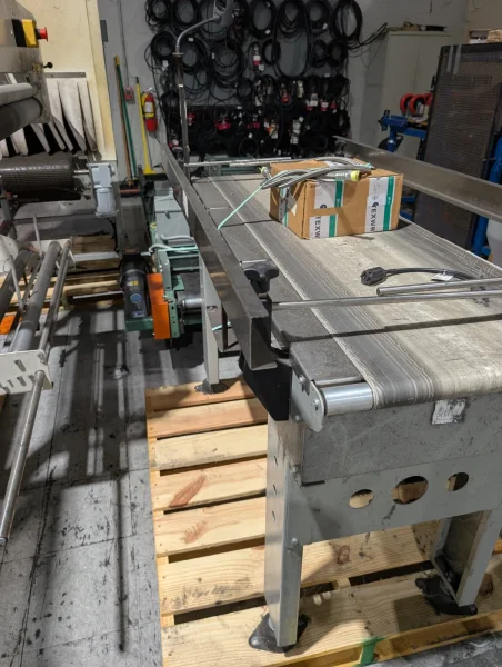 Texwrap 2410ISS Automatic Side Seal Shrink Wrapper with Texwrap ST-1322 Heat Tunnel, 2019