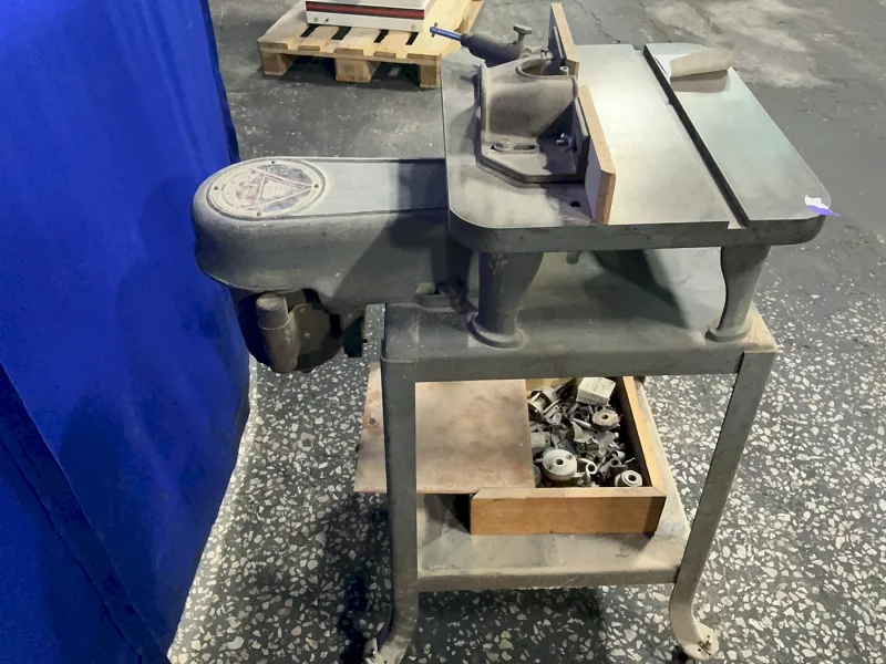 DELTA 9”X18” SHAPER