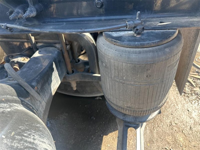 2023 Volvo VNL64T860 4V4NC9EJ5PN307510