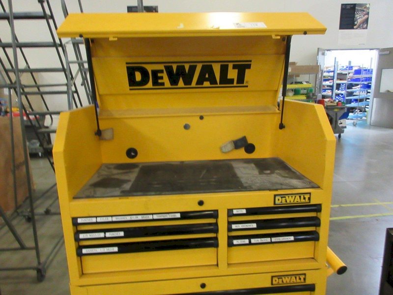 Dewalt 11-Drawer Rolling Tool Chest with Top and Bottom Units and Contents- Auction Item