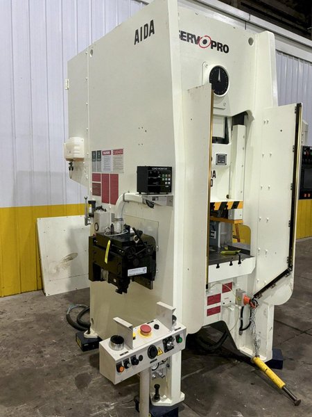 88 TON AIDA MODEL #DSF-N1-800 GAP FRAME SERVEPRO SERVO PRESS 6.3” STROKE 2015 : YOBRO #25100