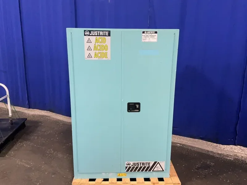 JUSTRITE 2 @ 30 GAL ACID &amp; CORROSIVE STORAGE CABINET  -  899062