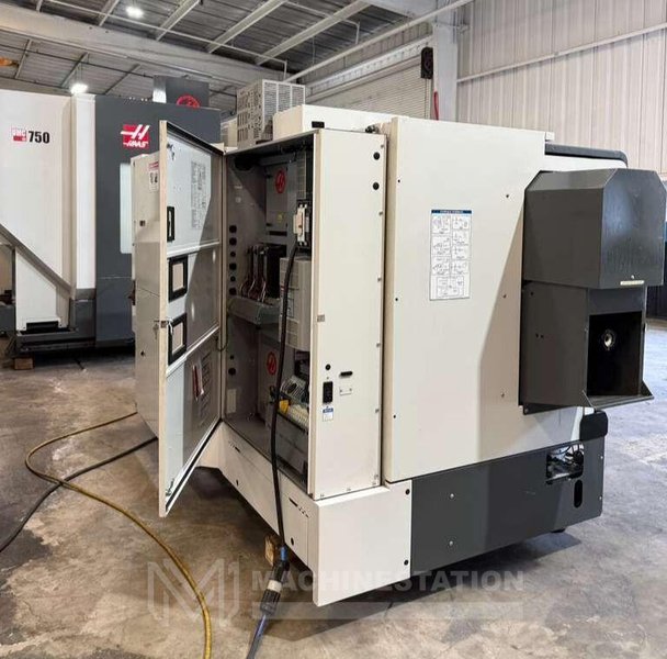 Haas ST-20 CNC Turning Center – 8″ Chuck, Tailstock Lathe