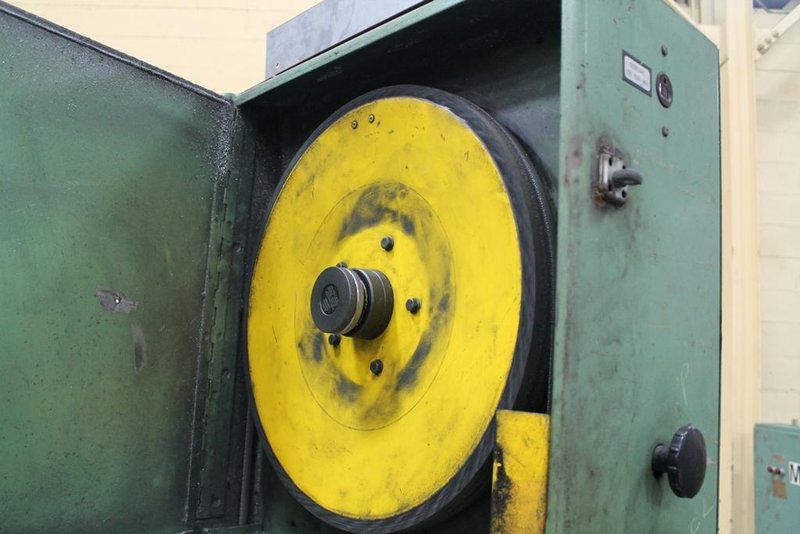 20' START RITE MODEL #V500F VERTICAL BANDSAW: STOCK #63538