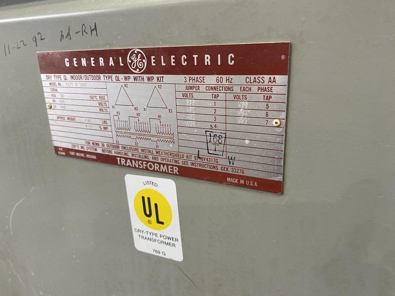 30 KVA GE  480-240 VOLT 3-PHASE ELECTRIC TRANSFORMER: STOCK #19165