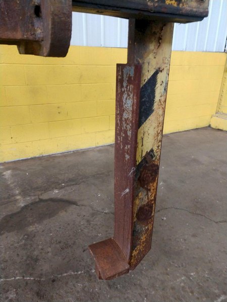 35,000 LB 17.5 TON X 18" TO 76" X 60"  OD BRADLEY CRANE MOTORIZED COIL GRAB: STOCK : STOCK 13243