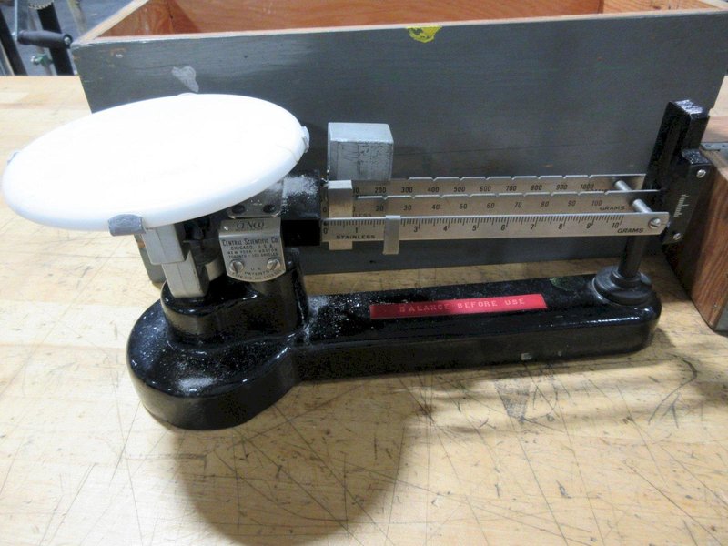 Central Scientific 1000g Triple Beam Weight Scale with Calibration Weights in Wooden Case- Auction Item