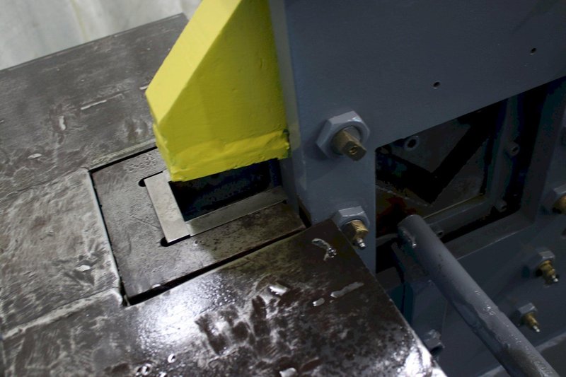 70 TON DAVIS HYDRAULIC IRONWORKER: STOCK #74830