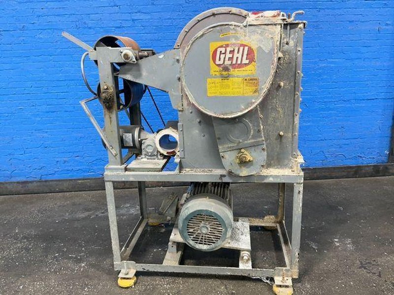 GEHL BROS. MFG. CO. 25 HP HAMMER MILL / FEED GRINDER  -  55