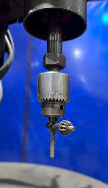 HAMILTON TOOL CO VARIMATIC VARIABLE SPEED DRILL PRESS 1/4 HP115/208V USED