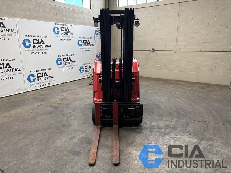 2024 - 3,500 LB. RAYMOND MODEL 425-C35TT STAND-UP ELECTRIC FORKLIFT