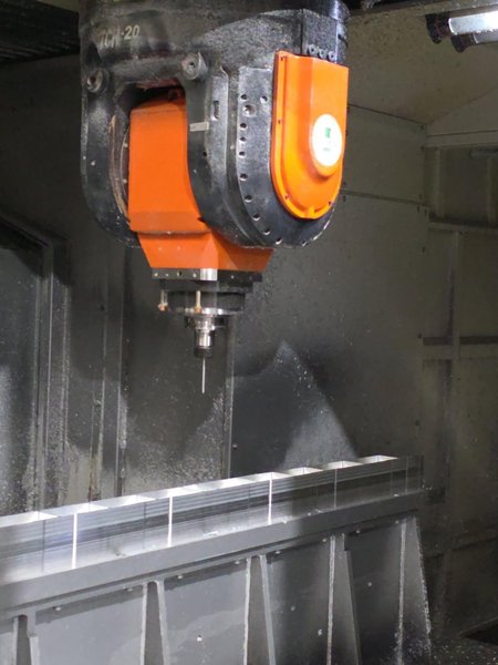 YAMA SEIKI AWEA MEGA 5 P3020 (5) AXIS BRIDGE TYPE VMC