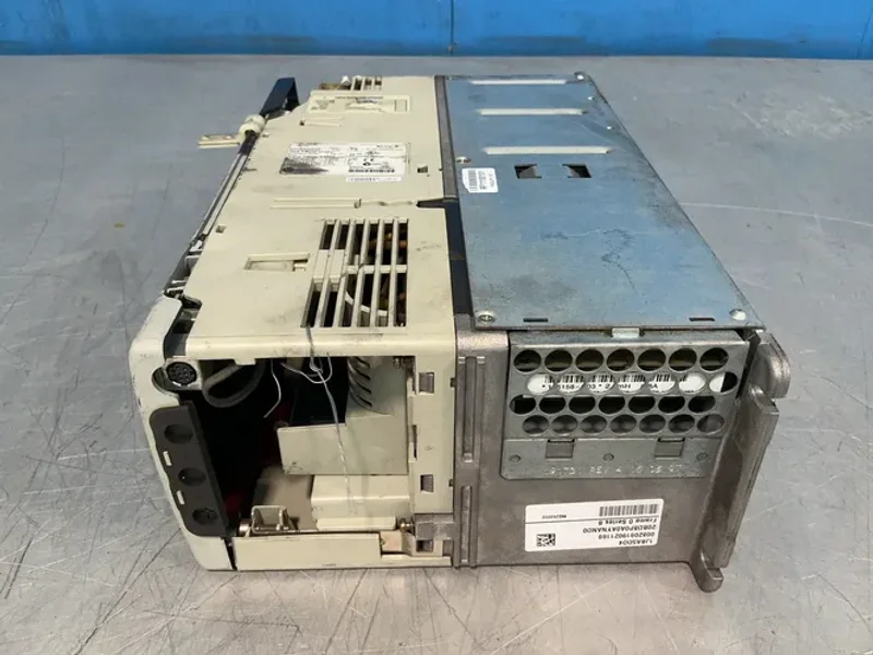 Allen-bradley 5 / 3 Hp Powerflex 700 Variable Frequency Drive - 208d8p0a0aynand0