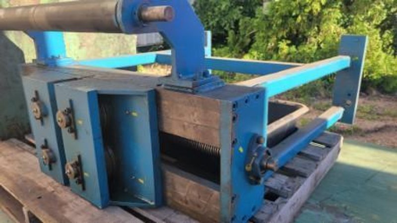 20"wide (4) Roll width adjustable Strip Edging Roll Stand