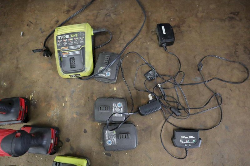 Cordless Drills, Assorted Brands, Ryobi, Hyper Tough, Black and Decker- Auction Item