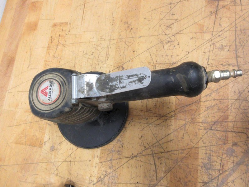 Pneumatic Air Tools, Alltrade 5.5" Random Orbital Sander, Rockford 3/8" Drive Ratchet, Desoutter 1/4" Drive Straight Screwdriver- Auction Item