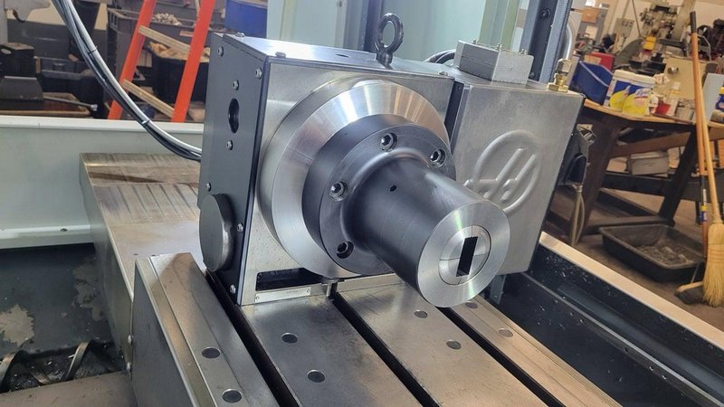 Haas VF-2SS VMC, 2021 – 4th Axis Rotary Table, Multi-Auger Chip Removal, Auto Door