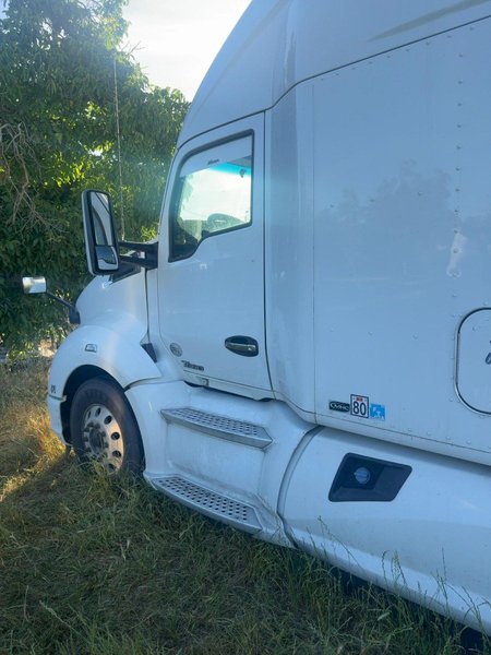 Kenworth T680 Sleeper Truck, 2020 – Cummins X15/ISX 15.0L Diesel
