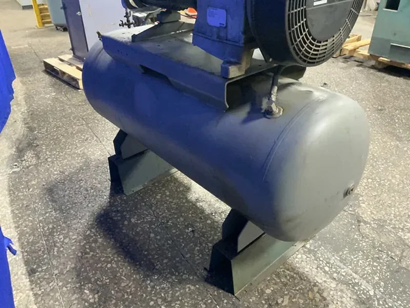 Atlas Copco 10 Hp Air Compressor  - Le9