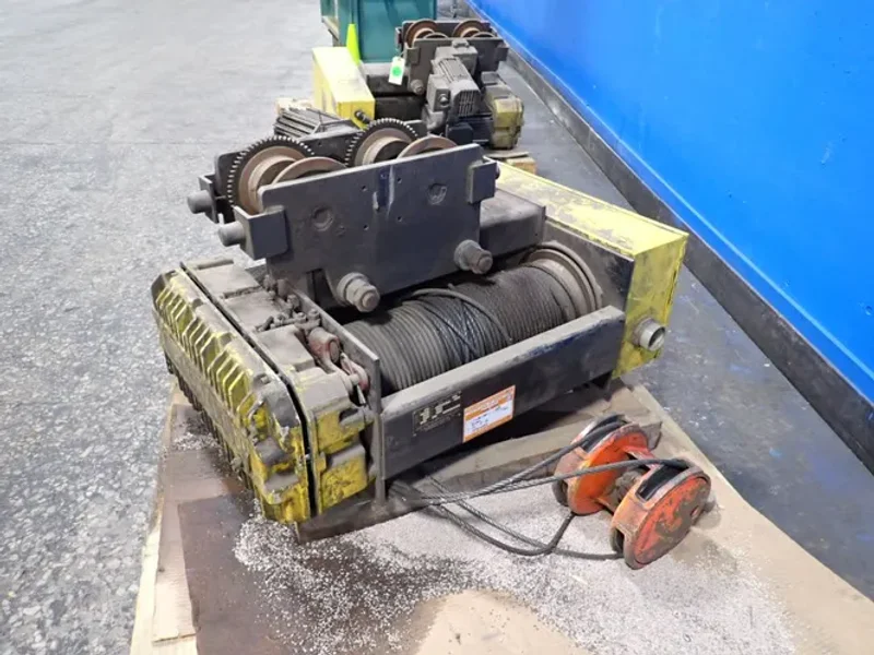 R &amp; M MATERIALS HANDLING INC. 5 TON HOIST  -  SC 518