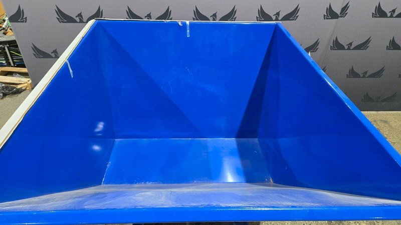 U-LINE D-200-LD 2000LB CAPACITY SELF DUMPING HOPPER – NEW