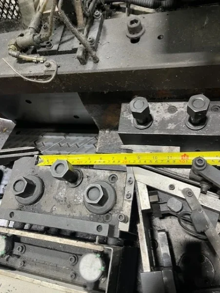 M12 Sanmei THI-12R Thread Roller w/Bowl and Stand