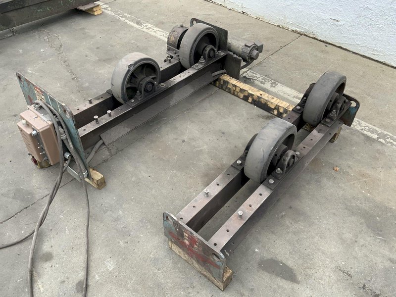 3000 LB UNIQUE WELDO TANK TURNING ROLLS: STOCK #81378