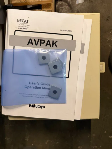 Mitutoyo model HM-210 type B micro vickers hardness tester