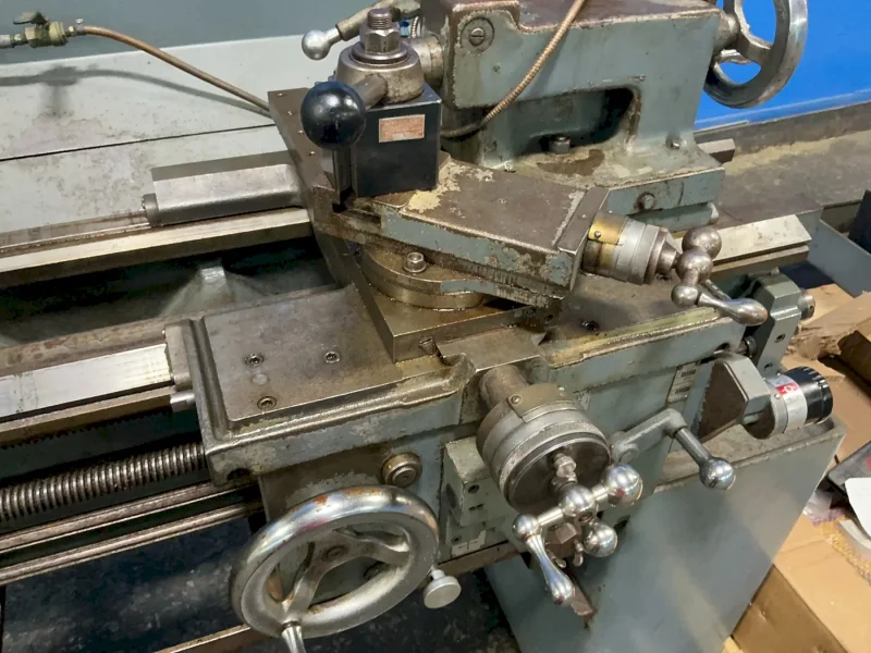 LEBLOND 15”X52” SERVO SHIFT ENGINE LATHE  -  15” REGAL