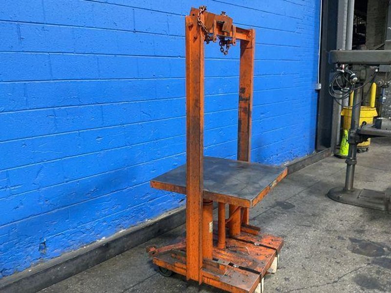 Lexco 2000 Lbs Lift Table - Special Dh-3339-22